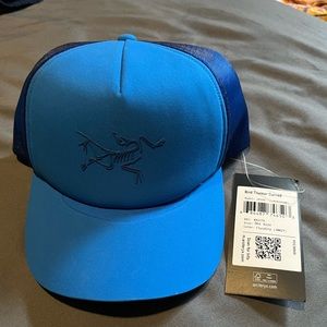 Arcteryx trucker hat